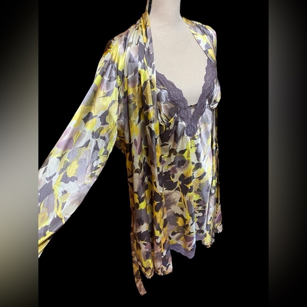 Hunkemoller-NWT size Large (robe & nightie). Gorgeous Dutch brand. New with tags